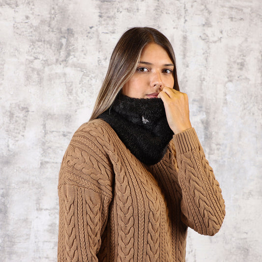 Cuello Teddy Negro