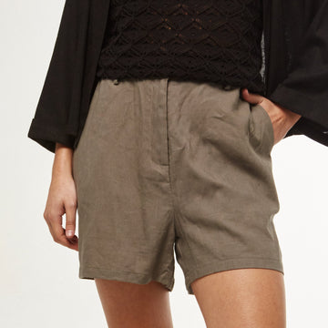 Short Lino Verde
