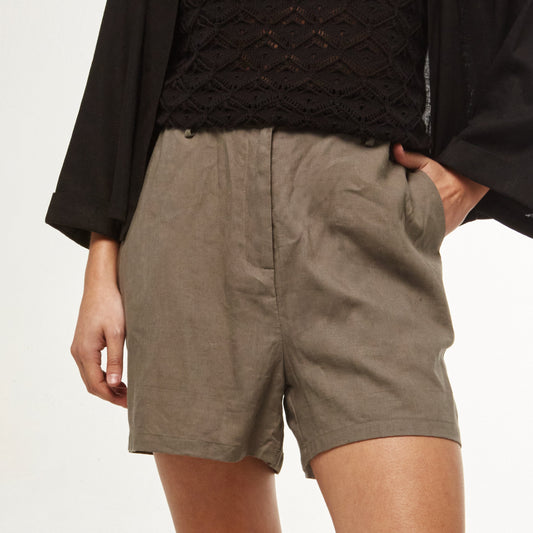 Short Lino Verde