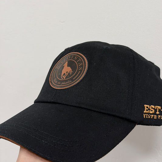 Gorro Escudo Cuero Negro