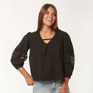 Blusa Bishop Negra