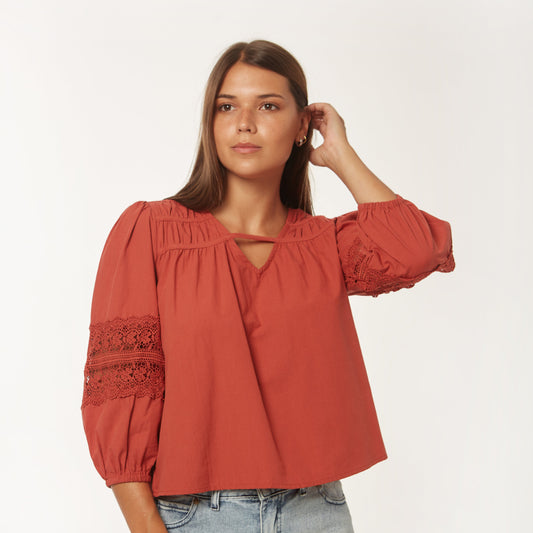 Blusa Bishop Roja